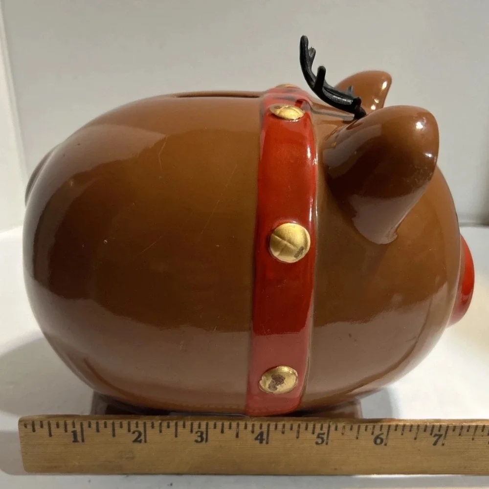 Target reindeer piggy